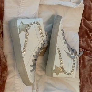 NWOT SHUSHOP RIRI Studded High Top sneakers